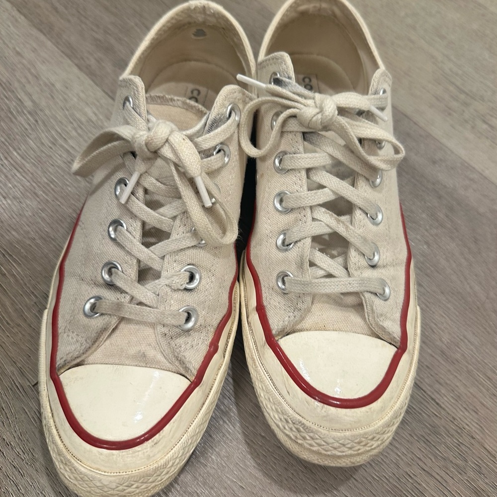 Converse Canvas Low Top